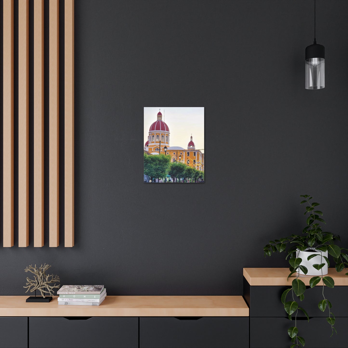 Granada Canvas