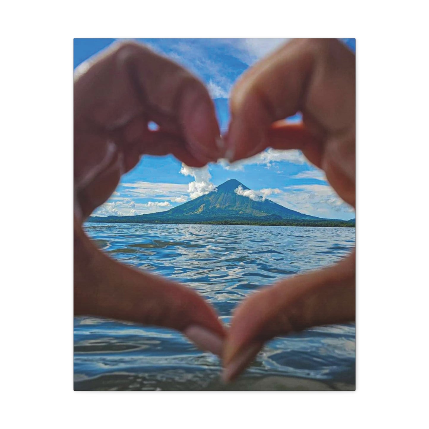 Volcan Corazón Canvas